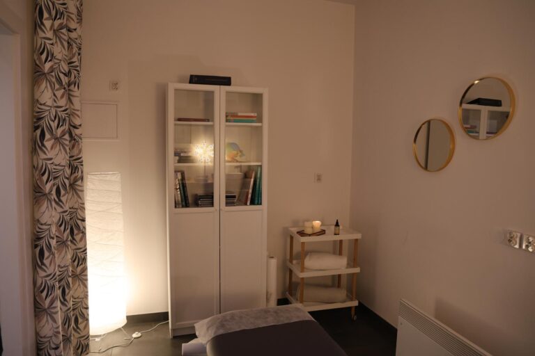 fb7596bd-43ba-41d8-93b8-7bc2de640c09